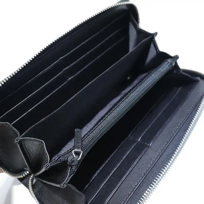 G*u*i brand handbags zip around wallet 1904g0002