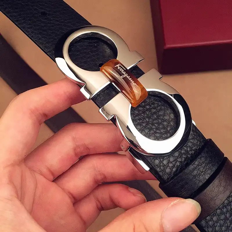 Salvatore Ferragamo s Belte 1905BL0028