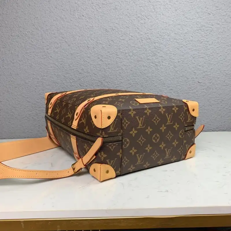 LV Bags 19B570364