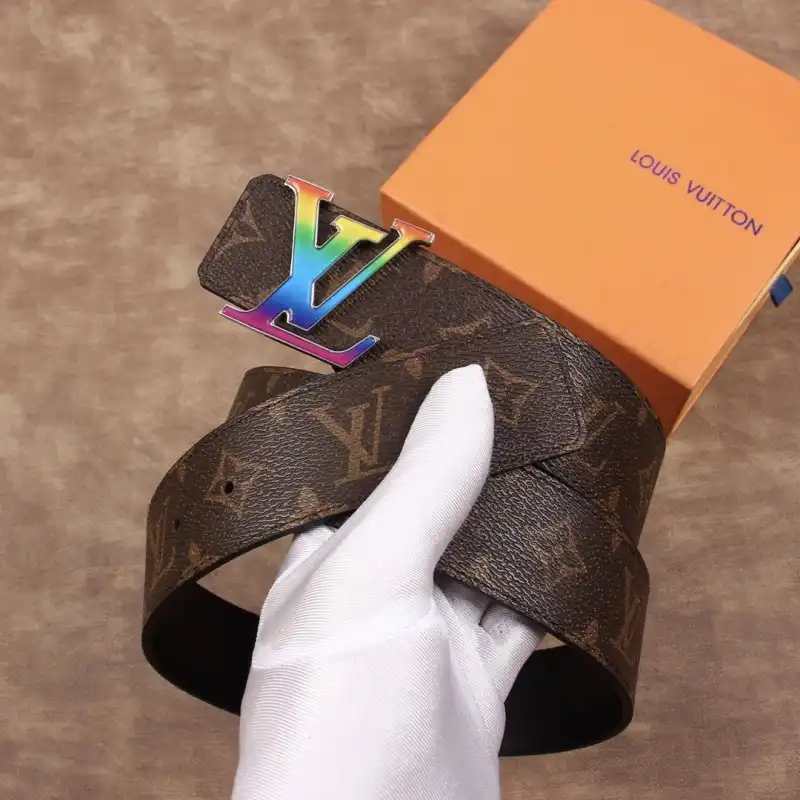 LV s Belte 19XIA0024