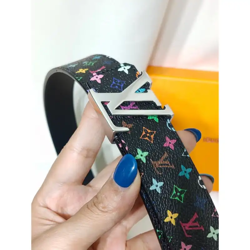 LV s Belte 19XIA0055