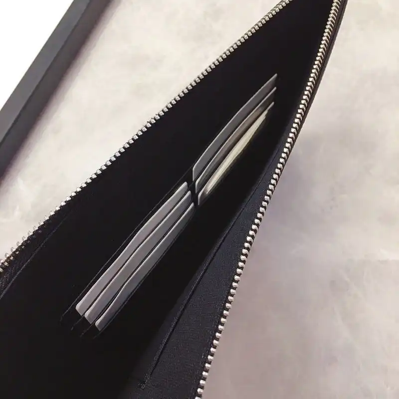 G*u*i bags 208b570051