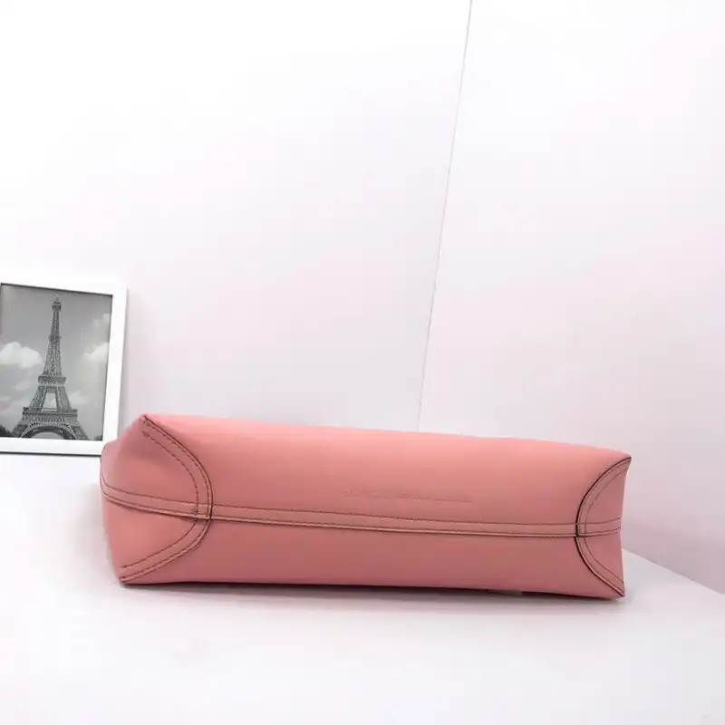 G*u*i bags 20b570077