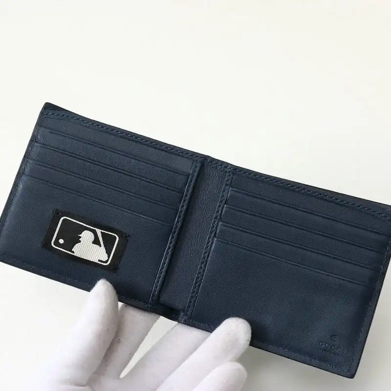 G*u*i bags 20b570279