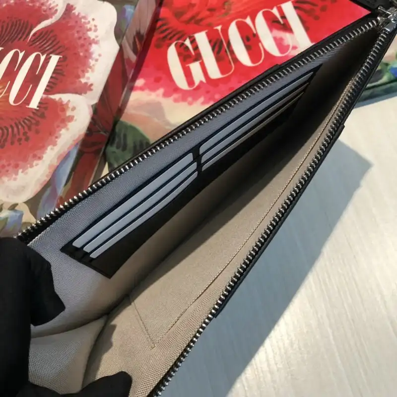 G*u*i bags 20guc0084