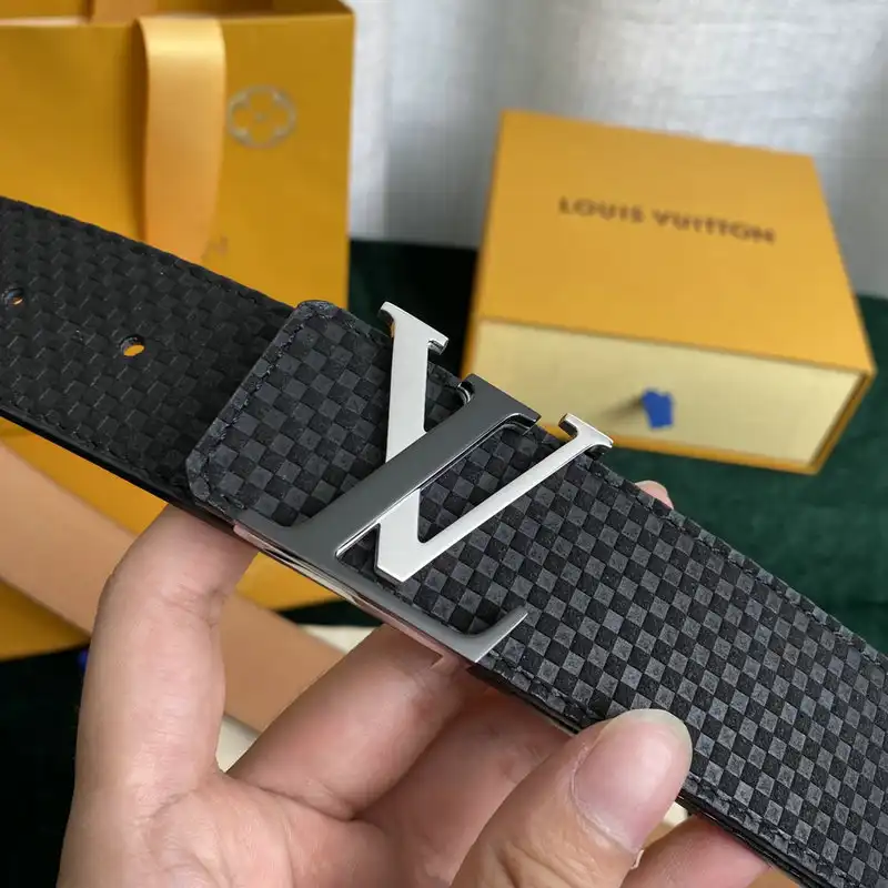 LV Belts 2109XA0025