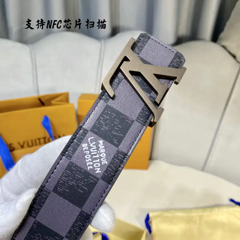 LV Belts 2109XA0034