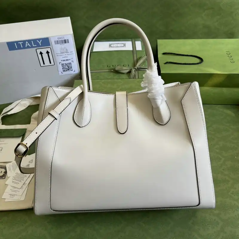 G*u*i bag 2112ya0048
