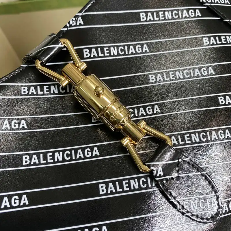 G*u*i bag 2112ya0072