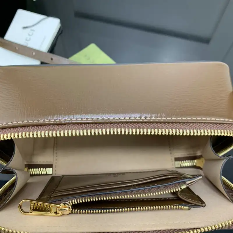 G*u*i bag 2112ya0095