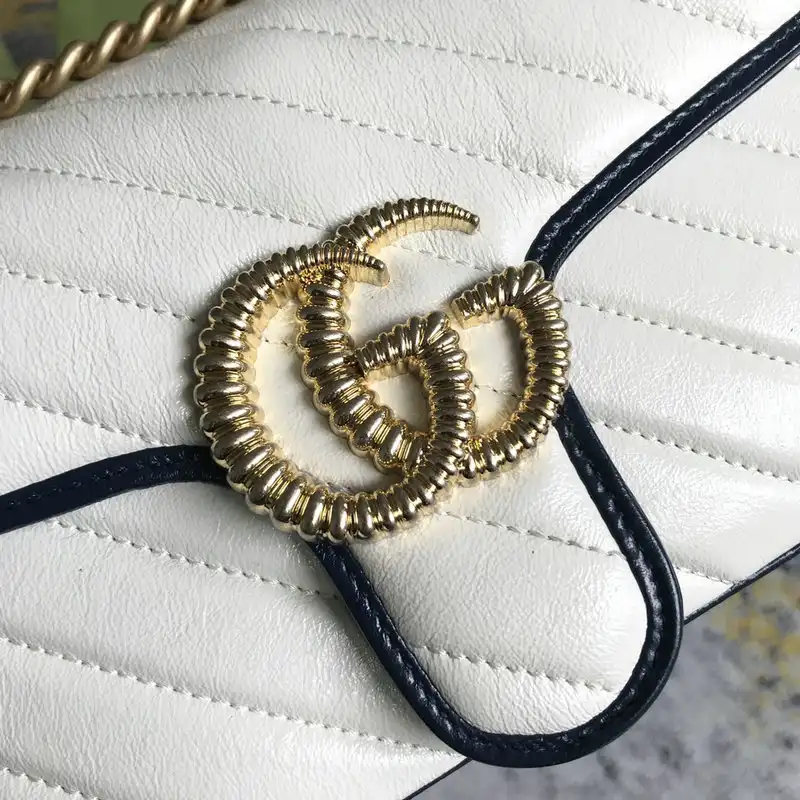 G*u*i bag 2201dj0025