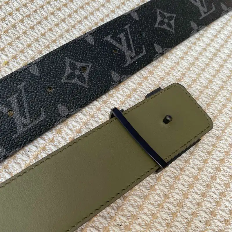 LV Belts 2207XF0090