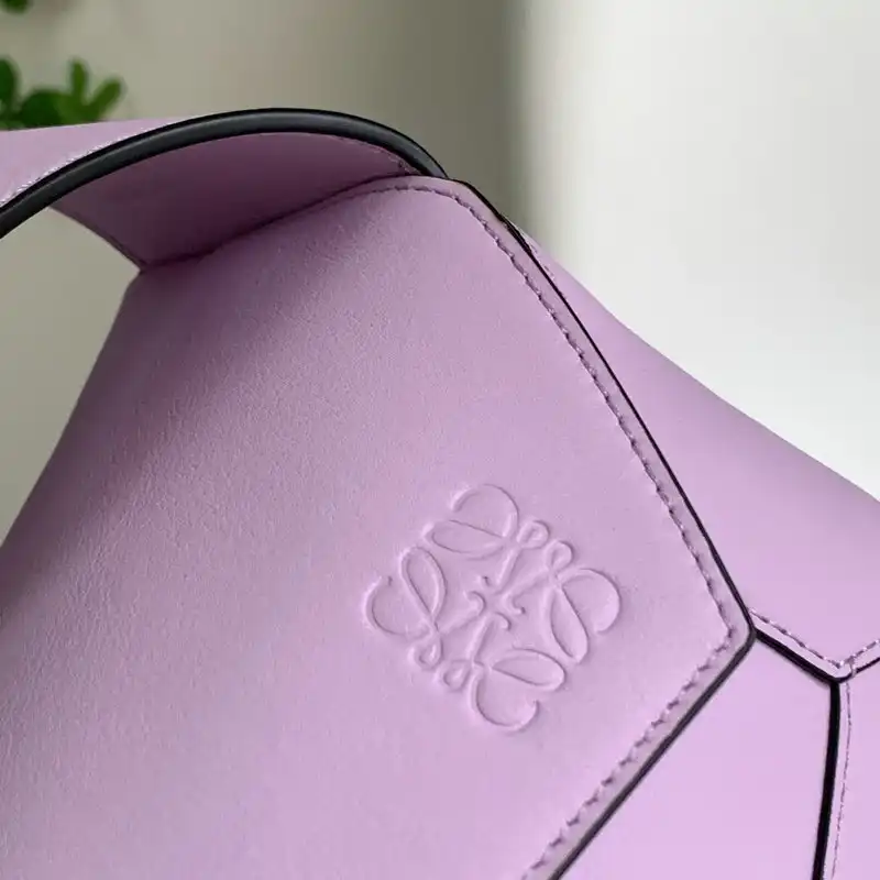 Loewe Bag 2209SW0007