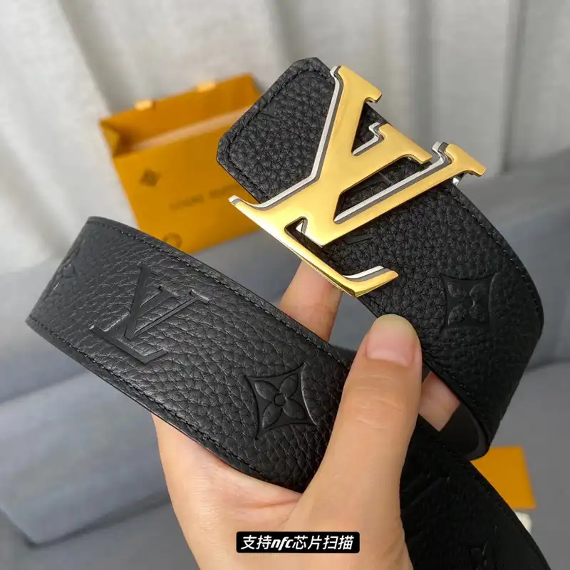 LV Belts 2210XA0001