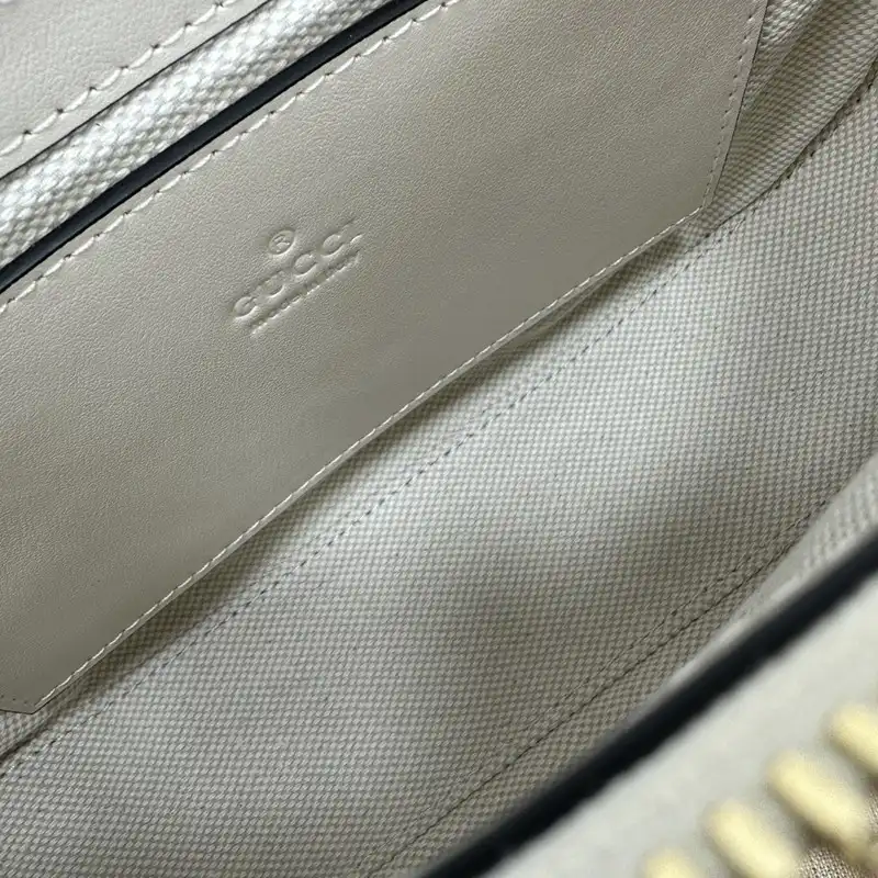 G*u*i bag 2301ya0018