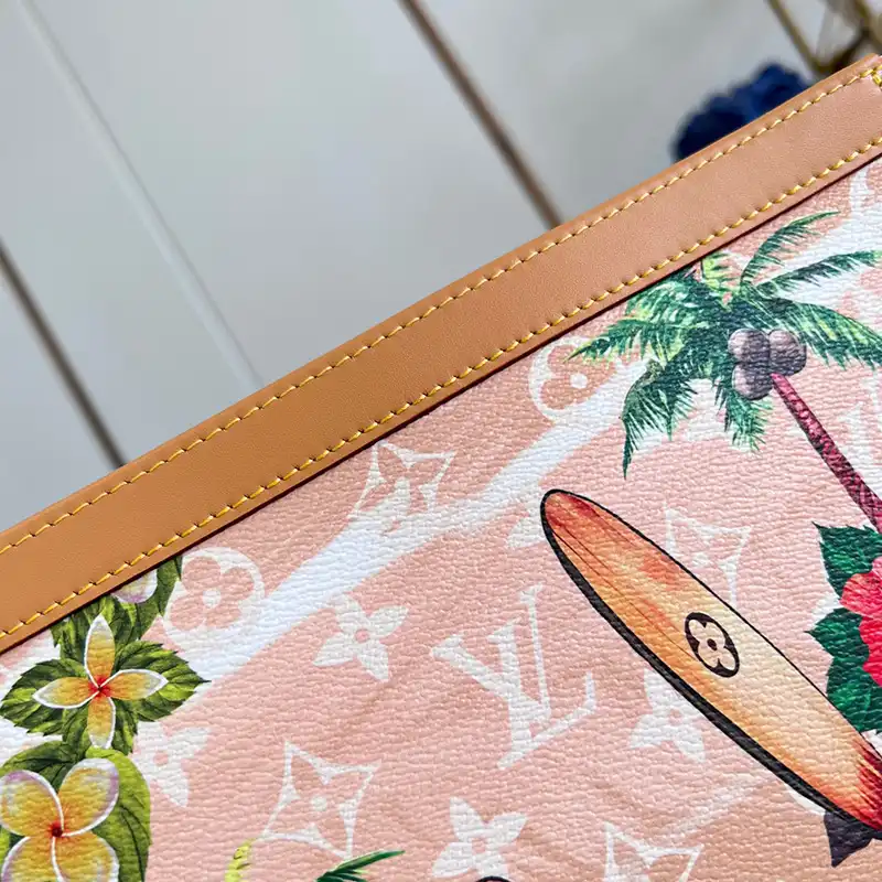 G*u*i bags 2407ya0020