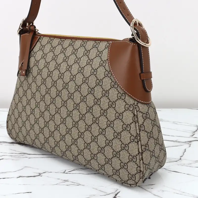 G*u*i bags 2409ya0027