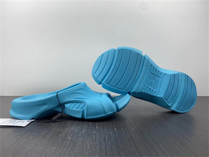 BLCG SLIPPERS SportInspired 5587