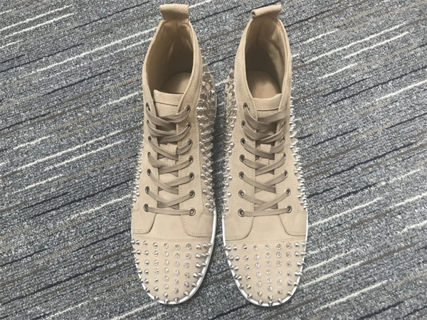 OnTrend Christian Louboutin 2699