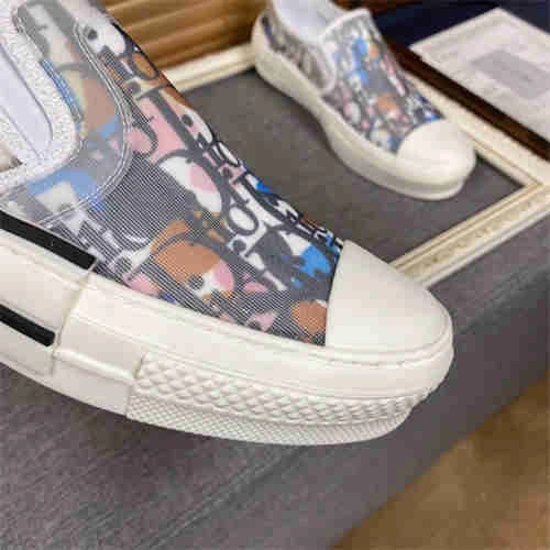 WellDesigned DR Sneaker 1179