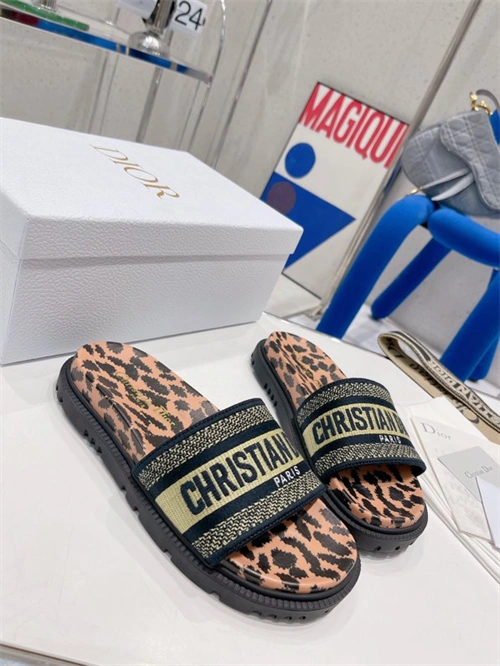 Dio Slipper TopPick 5821