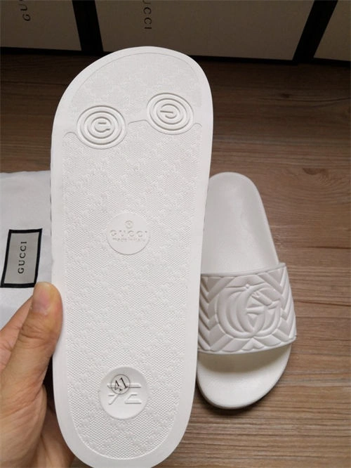 ZipUp Gocci Slipper 5732