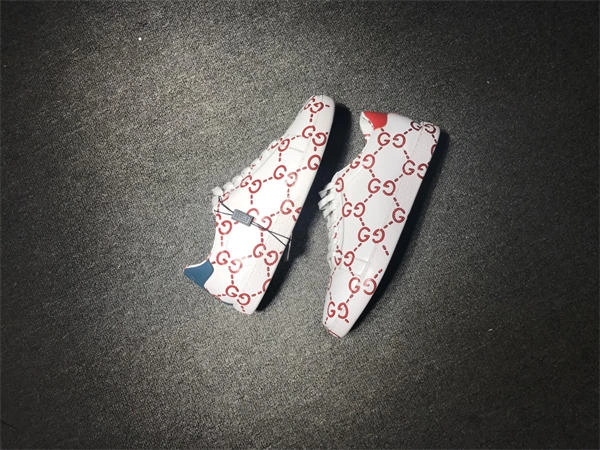 reliable G*u*i ace sneaker 157