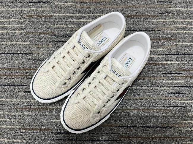 softtouch G*u*i signature slip-on sneaker 297