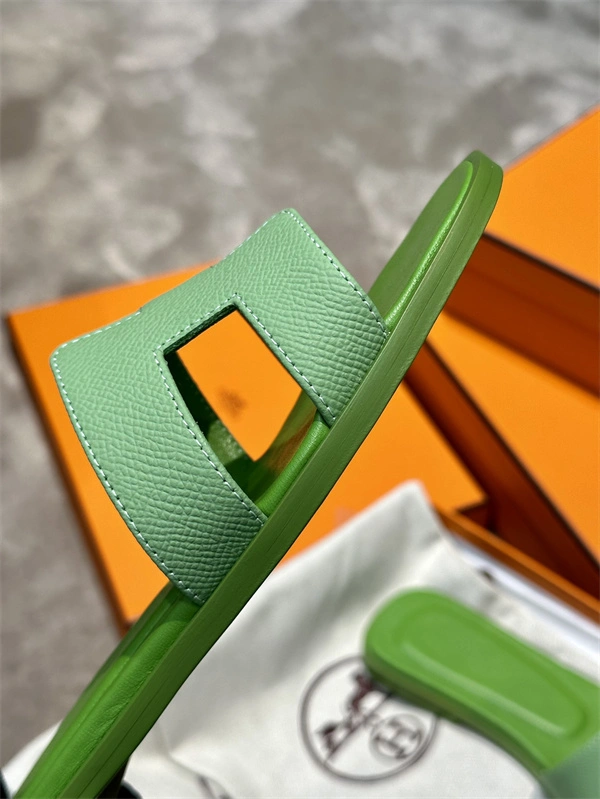 H Slipper Compact 2369