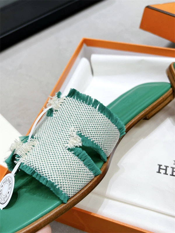 Premium H Slipper 2373