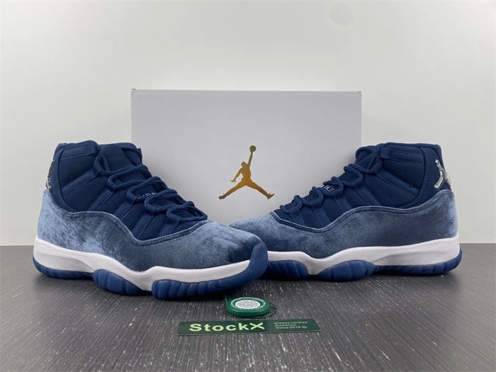 StreetReady Jordan 11 Retro Midnight Navy AR0715- 4103