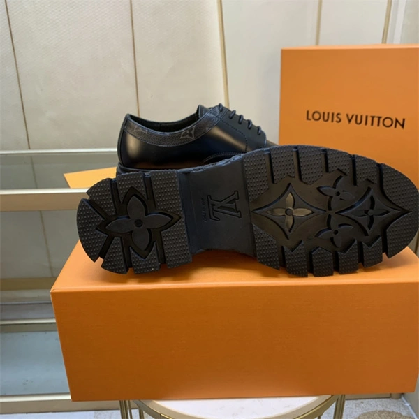 GoodFit Lv Loafer 1877