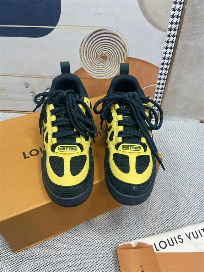 Lv Trainer Sneaker Vibrant 2027