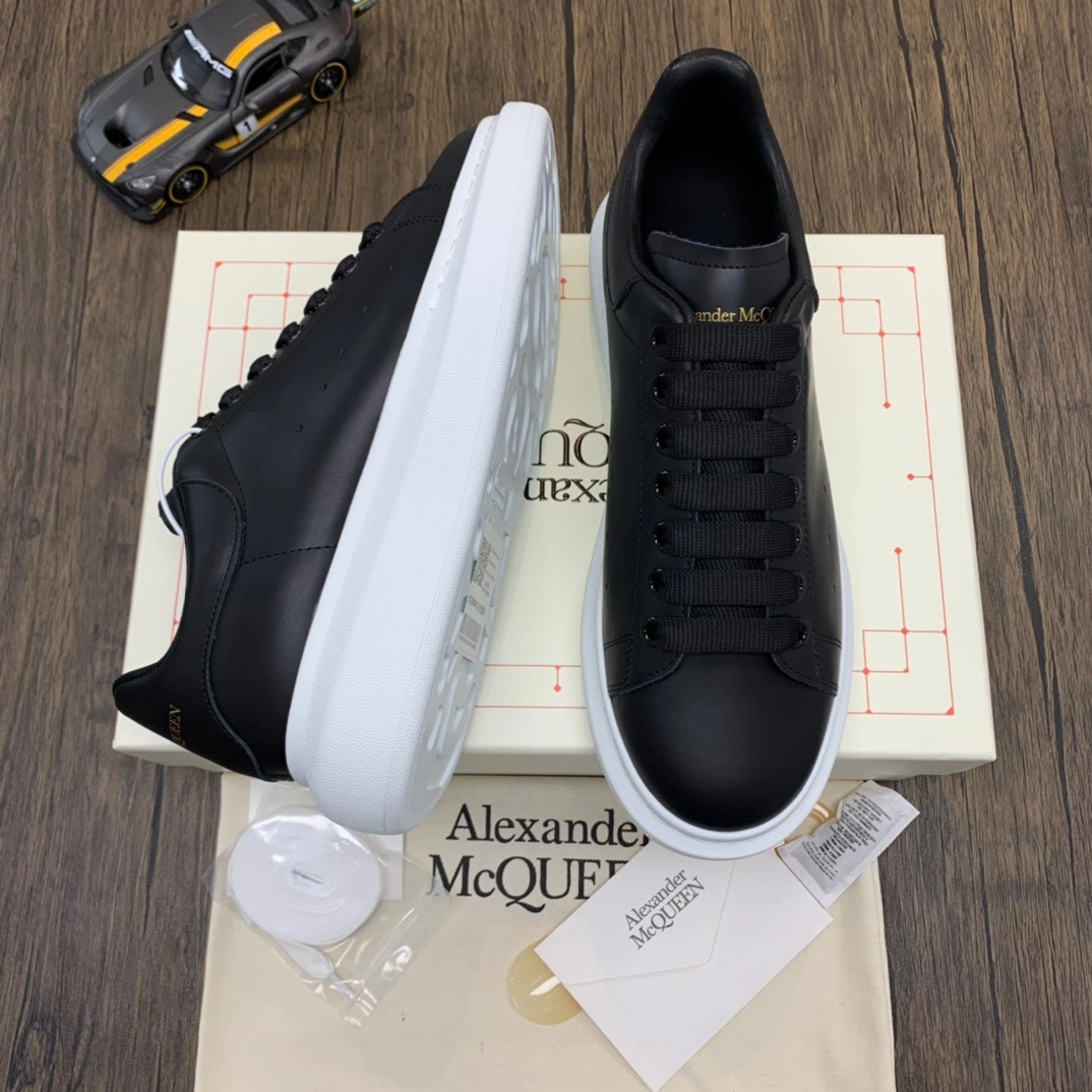 McQuen Black White Sole 553680WHGP FreshLook 2488