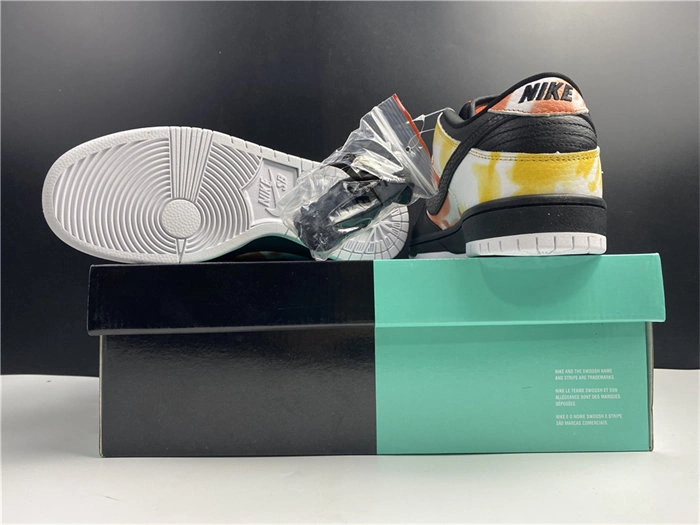 MoistureWicking Nike SB Dunk Low Raygun Tie-Dye Black BQ6832- 4903