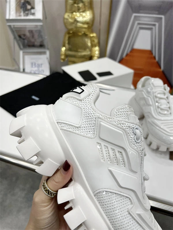 PRADA Comfortable 3226