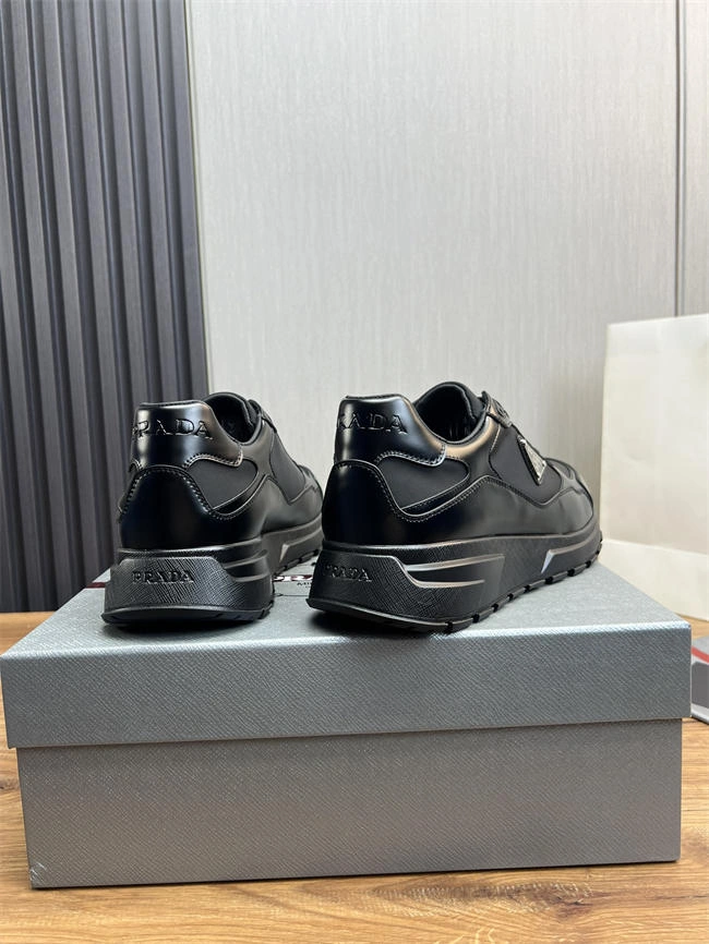 Prada Runner Sneaker EasyCare 3195